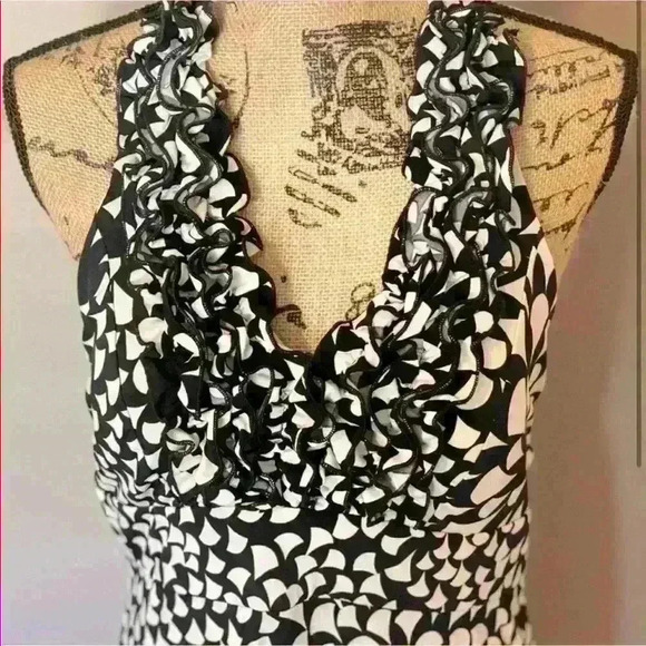 Ruffle Halter top dress - Picture 4 of 4